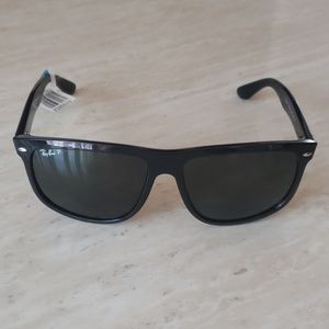 Polarized Men's Ray-Ban Sunglasses